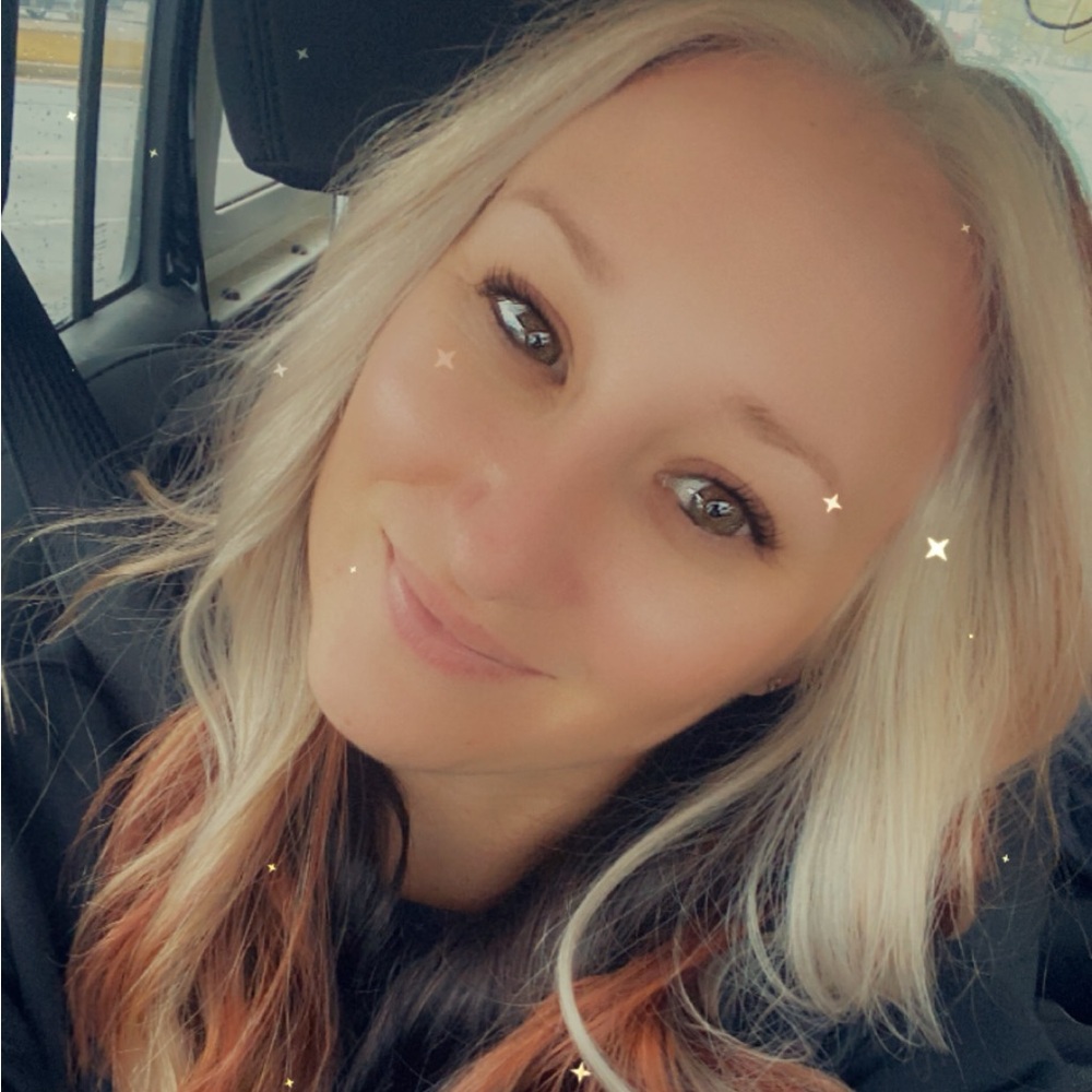 Meet your Posher, Liz